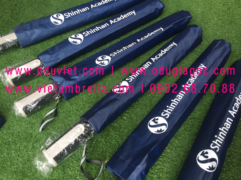 xưởng sản xuất ô dù cầm tay in logo quảng cáo